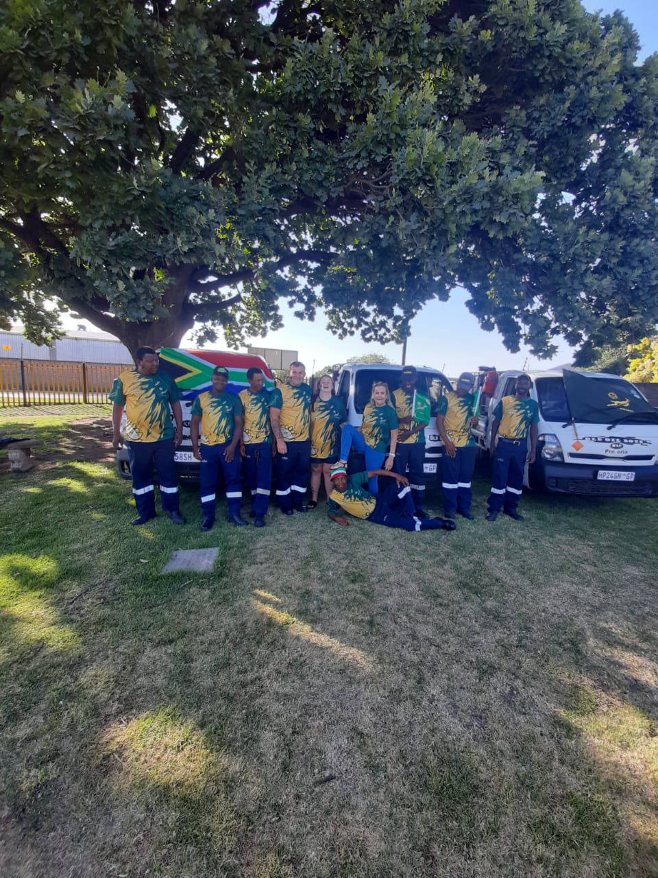 Old Oil Boys team and collection vehicles — photo 20