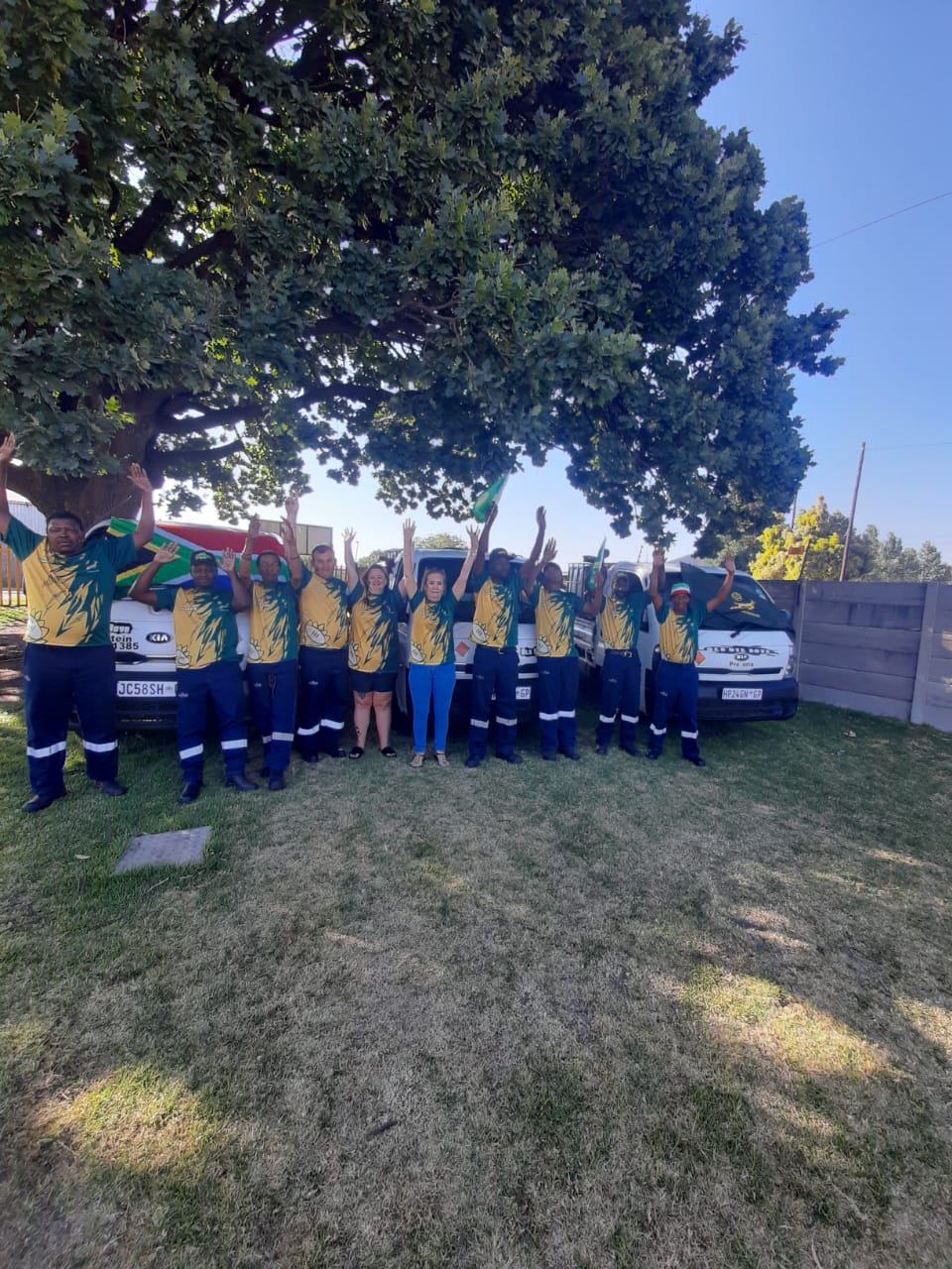 Old Oil Boys team and collection vehicles — photo 21
