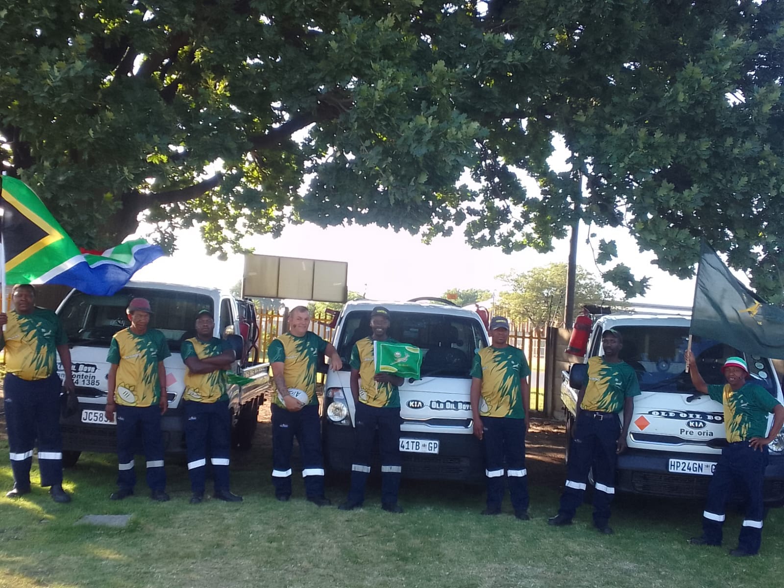 Old Oil Boys team and collection vehicles — photo 31